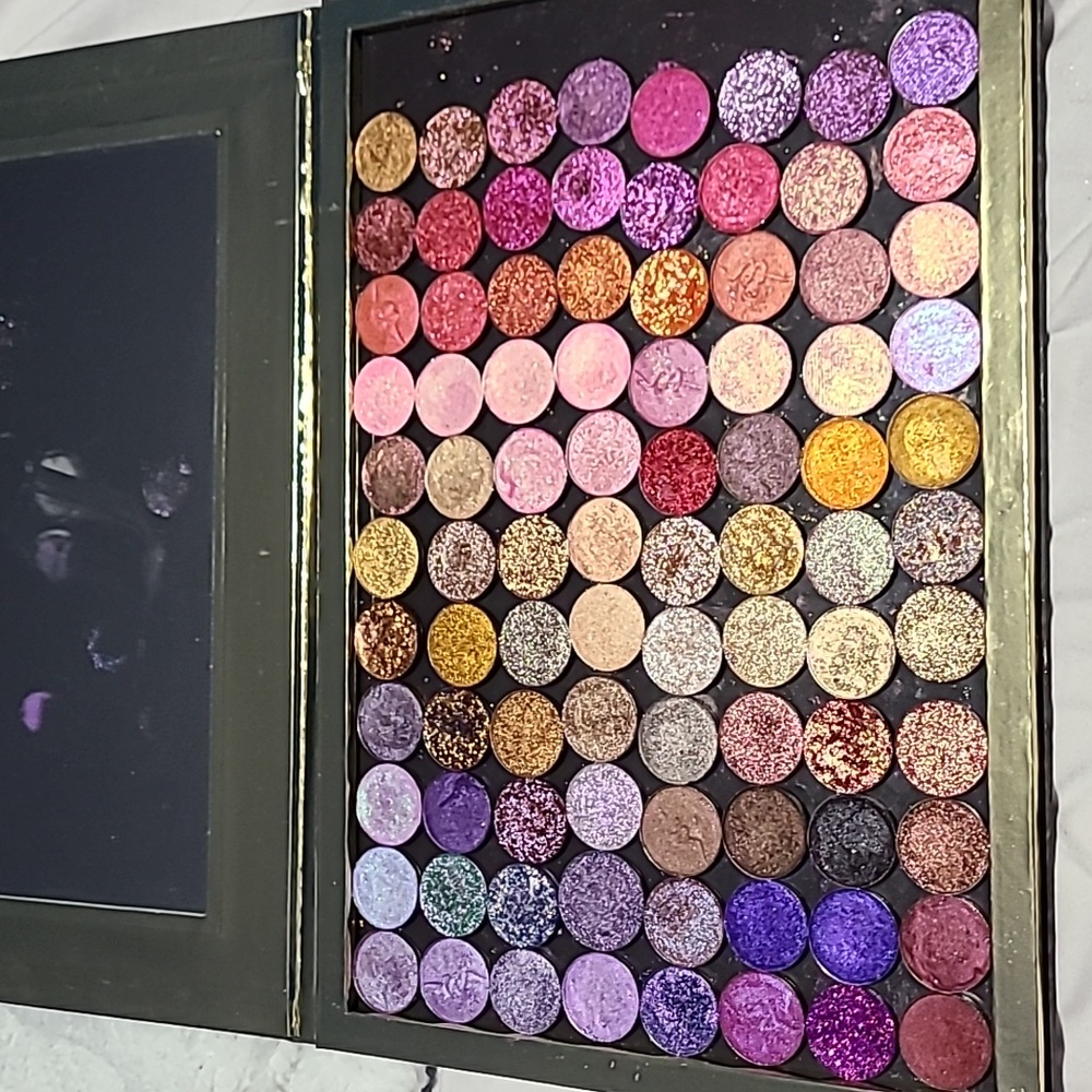 WITHOUT MAGNETIC PALETTE Indie brands singles for sale